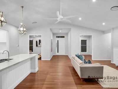 110-114 Townsvale Drive, Woodhill