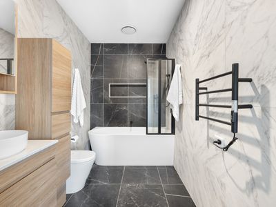 2 / 66 Wilson Street, Yarraville