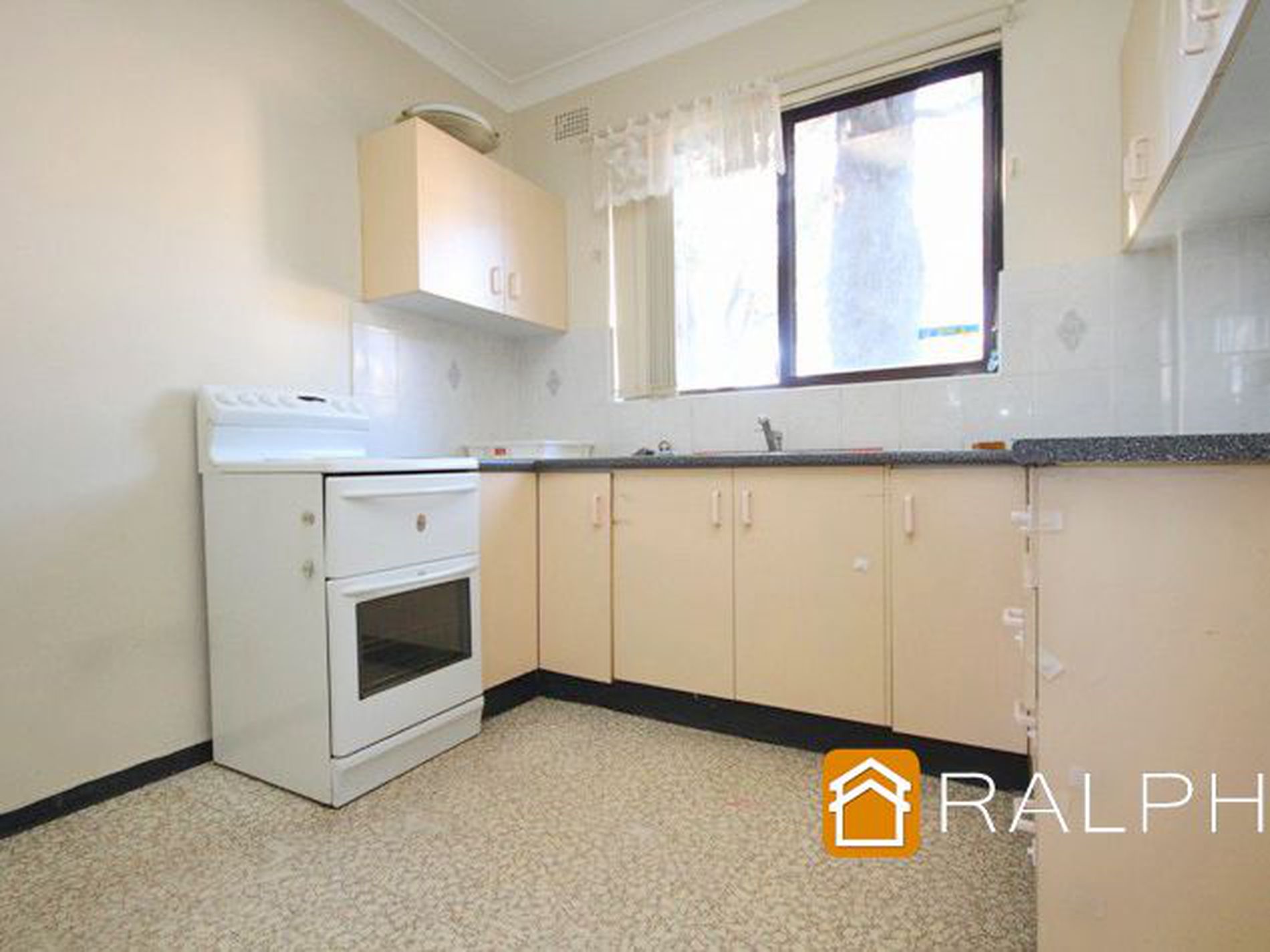 4 / 1 Yangoora Road, Belmore