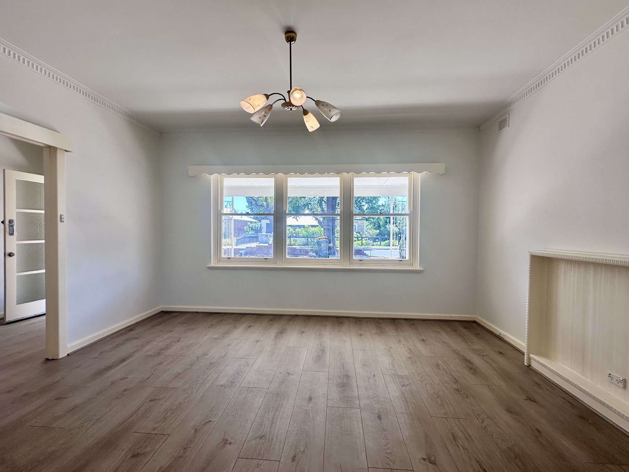 10 Rowell Road, Melrose Park