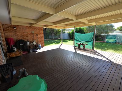 7 Cobden Place, Parkes