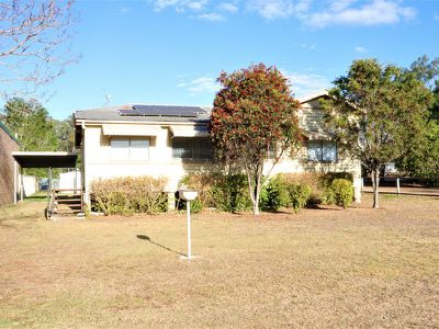 102 Brisbane Street, Nanango