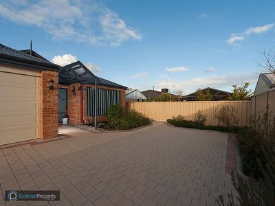 2 / 5 Gullima Court, Huntingdale