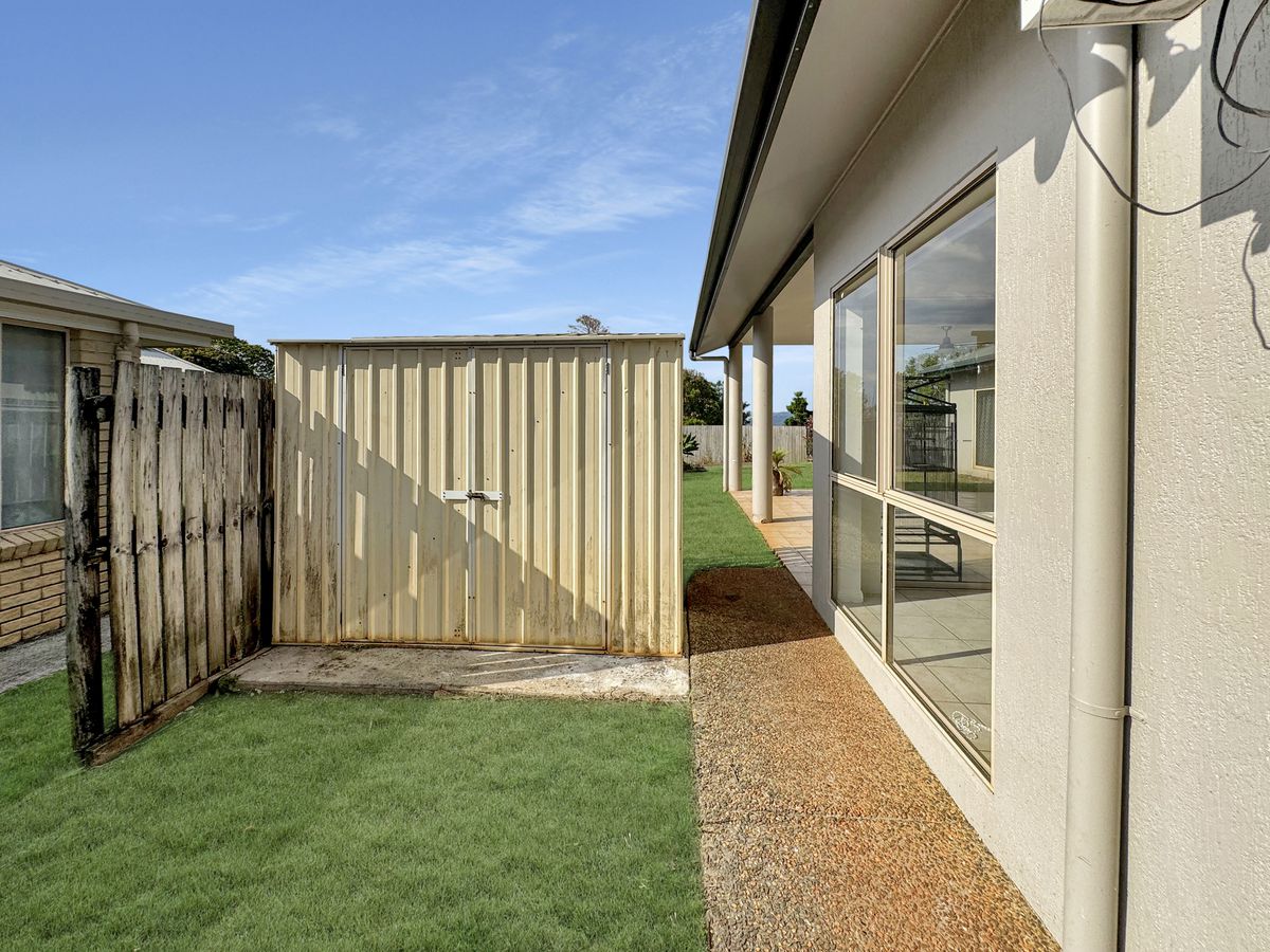 14 Storer Street, Atherton