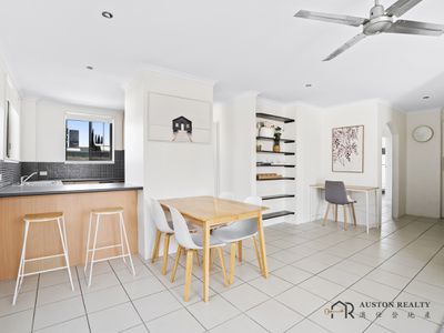 6 / 16 ROSEWOOD AVENUE, Broadbeach