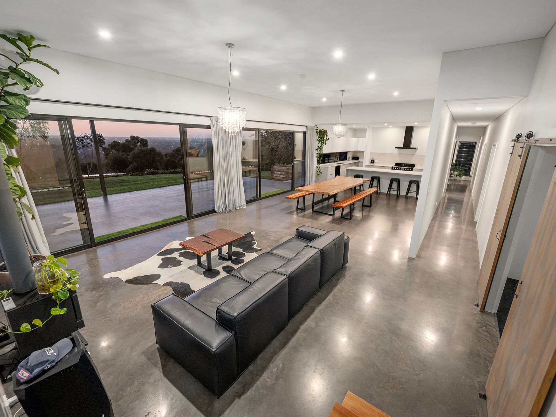 17 Bromfield Drive, Kelmscott