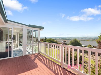 15 Beavis Place, Llanarth