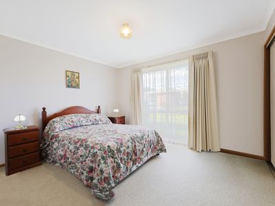 9 / 3 Peter Street, Warrnambool