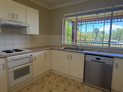 2 / 21 Bandon Street, Forbes