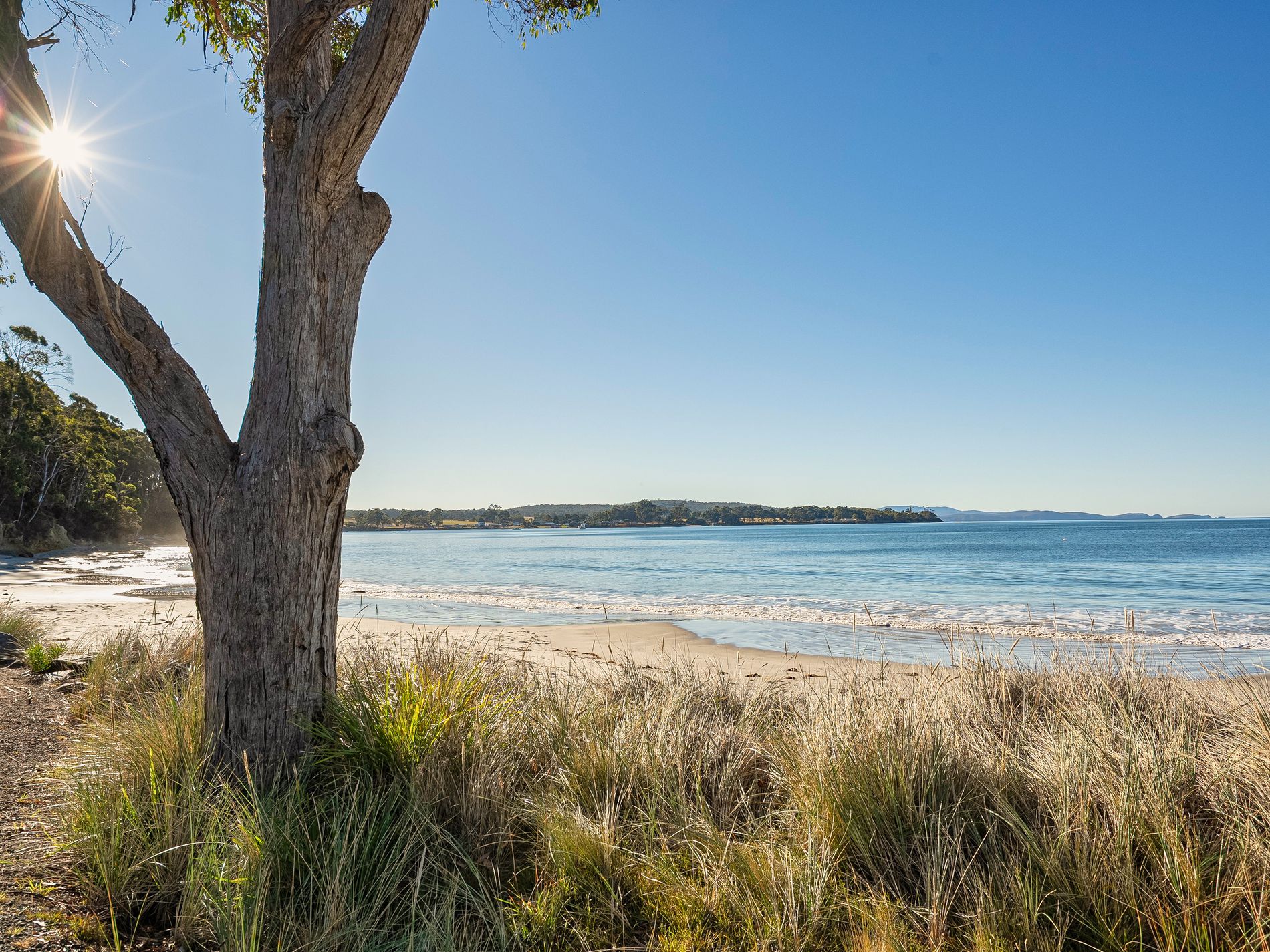 144 Kingfish Beach Road, Southport