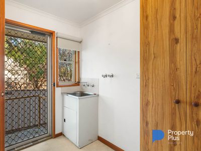 2 / 164 Neale Street, Flora Hill