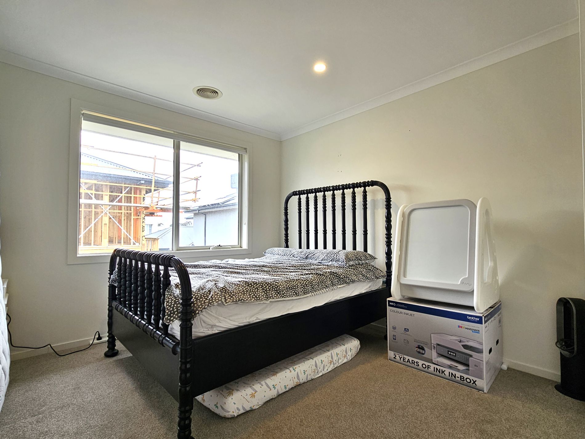 27 Abbots Avenue, Williams Landing