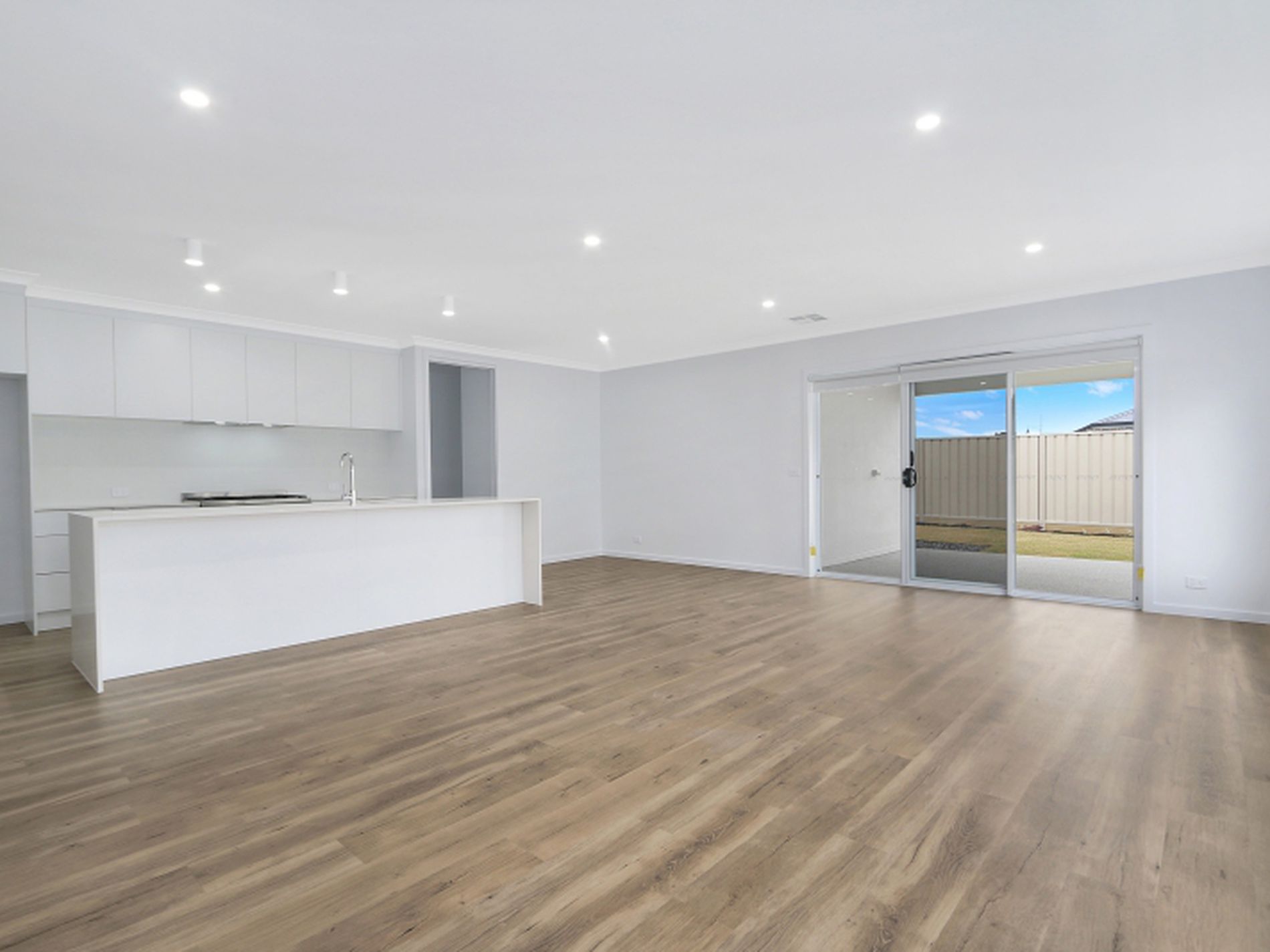 13 AXFORD BOULEVARD, Wodonga