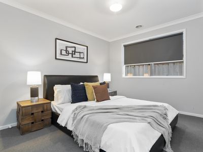 30 Moorgate Road, Clyde North