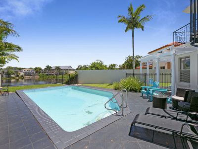 11 Antigua Way, Clear Island Waters