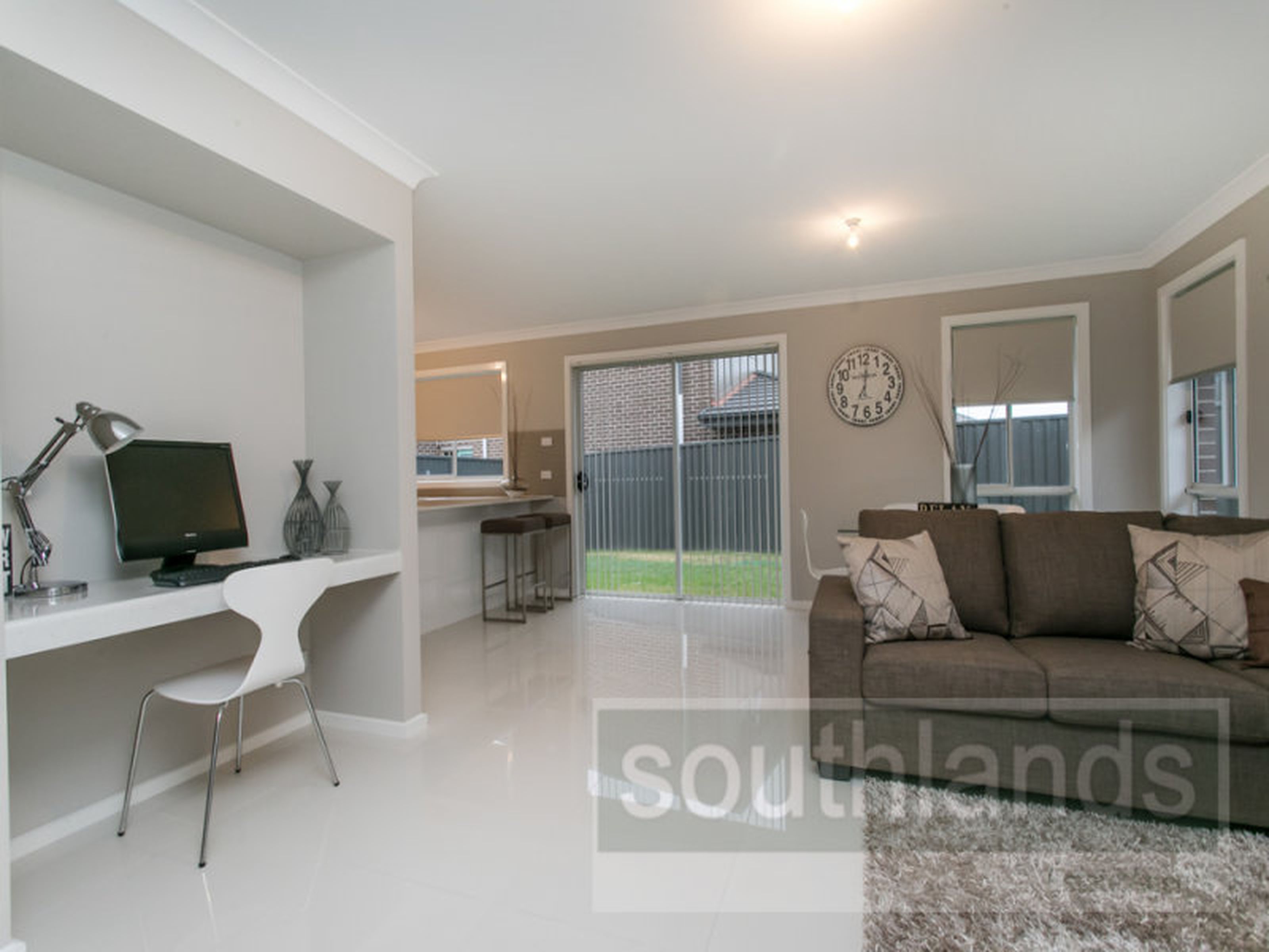 12 Cooee Ave, GLENMORE PARK