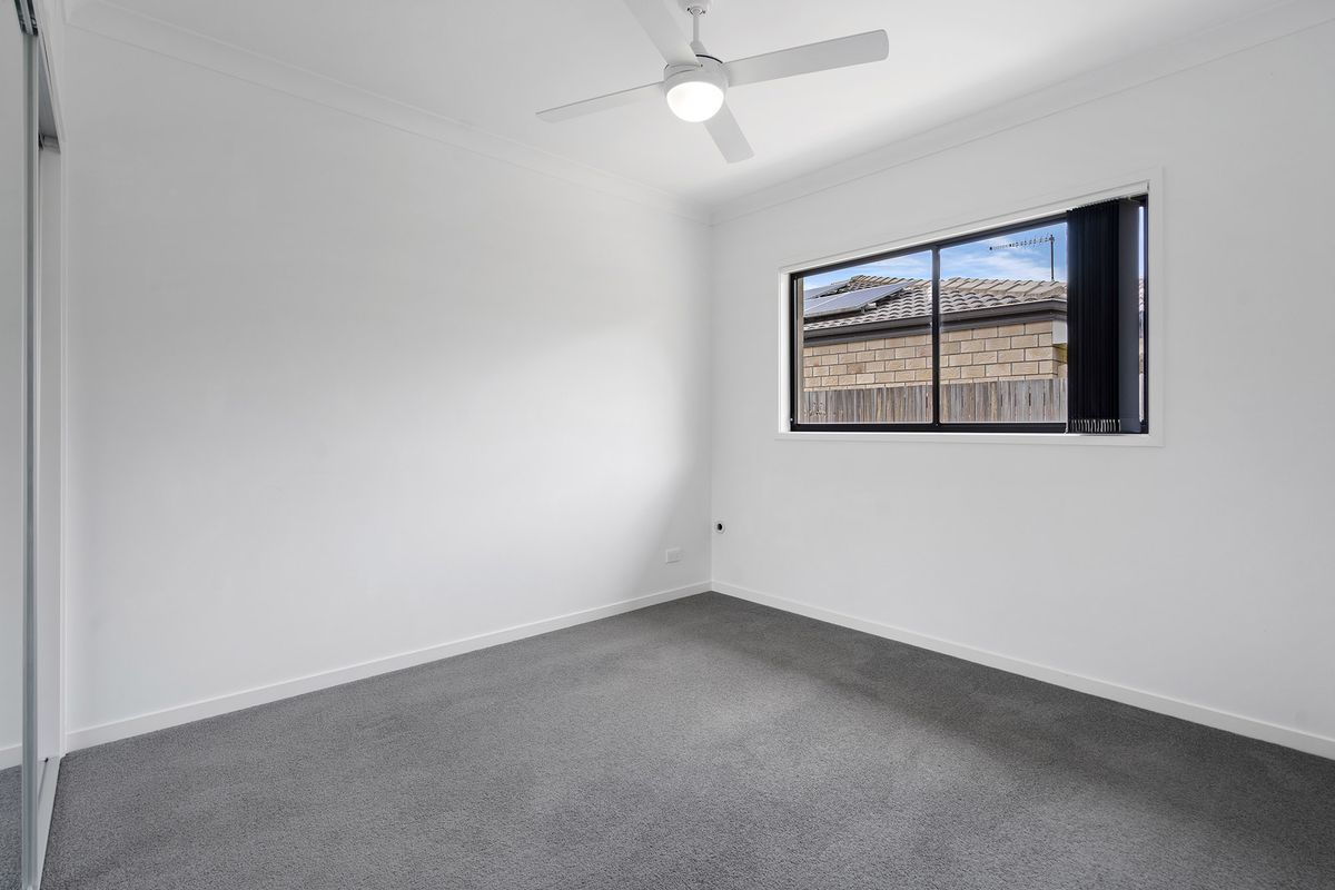 30 Thames Drive, Regents Park