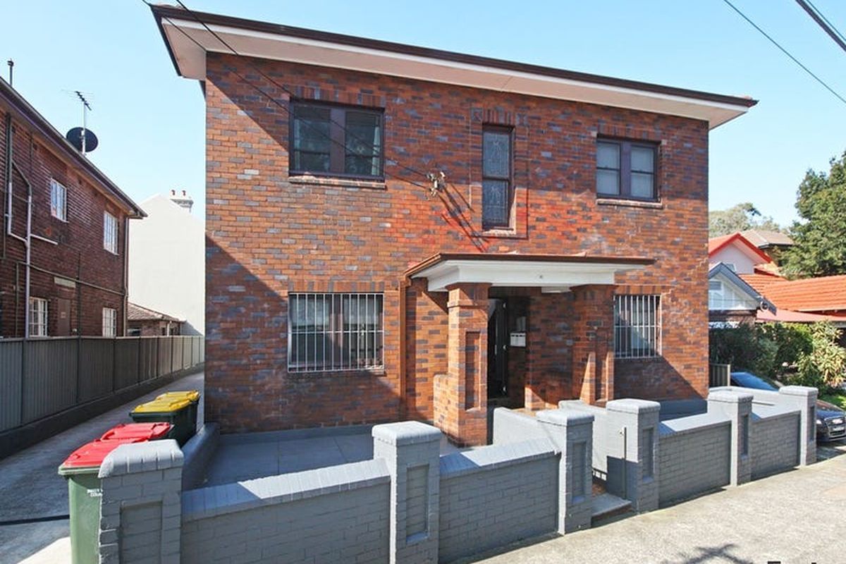 19 Grosvenor Crescent, Summer Hill