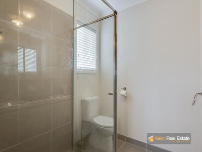 43 Kosciuszko Circuit, Clyde North