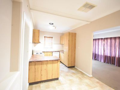 13 Minore Road, Dubbo