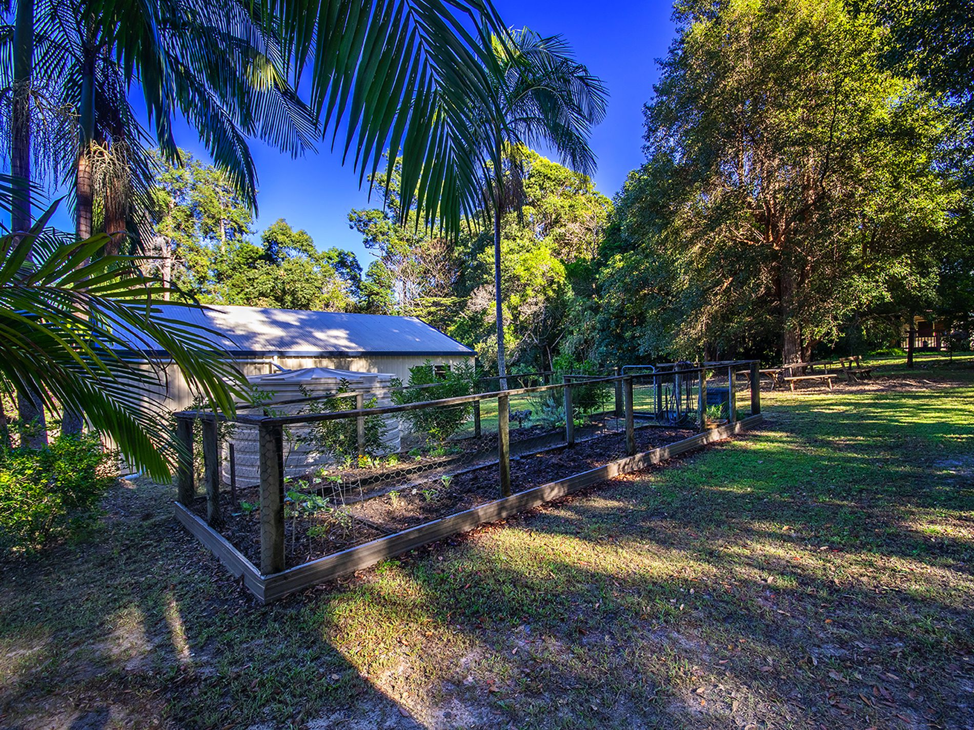 7 Kelly Ct, Lake Macdonald