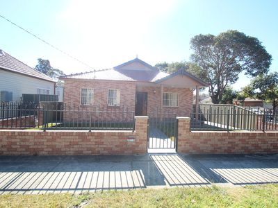 19 Eighth Avenue, Campsie