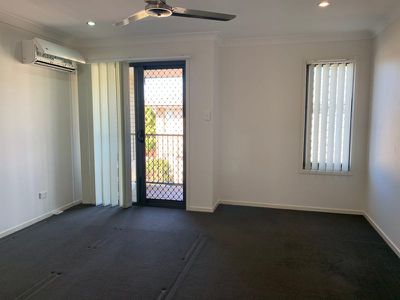 3 / 11-13 Montree Circuit, Kallangur