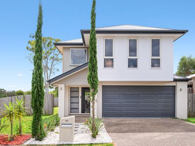 25 Milbrook Crescent, Pimpama