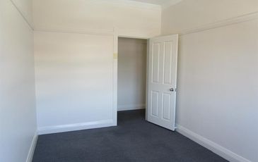 4 / 1 Barker  St, Kingsford