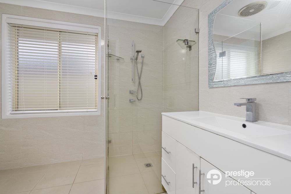 16 Barrington Court, Holsworthy