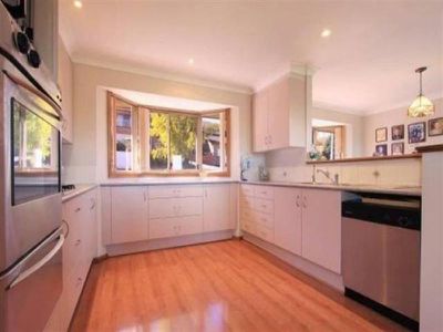 16 Odenpa Road, Cordeaux Heights