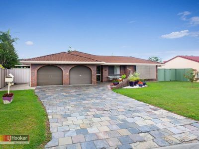 3 Hewton Court, Wishart