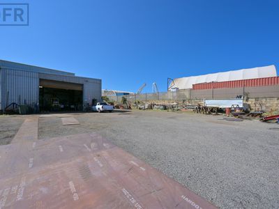 35 Macedonia Street, Naval Base
