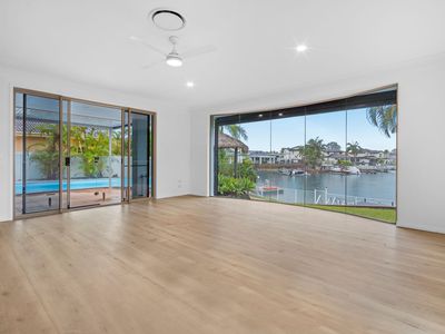 7 Creekview Street, Helensvale