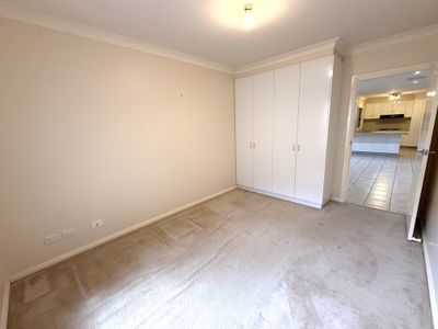 16 Dussin Street, Griffith