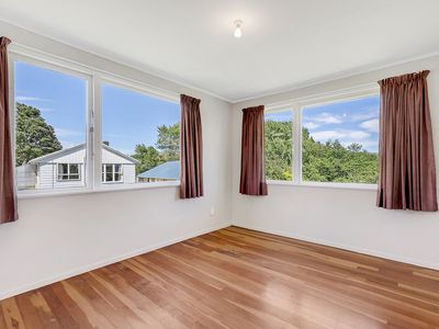 16 Komata Grove, Waitangirua