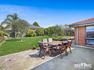 44 Springfield Crescent, Hampton Park