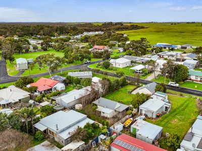 4 Hill Street, Donovans