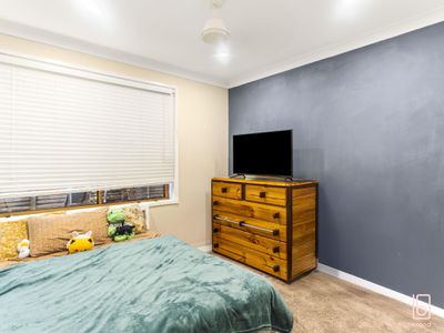 44 Charmian Crescent, Watanobbi