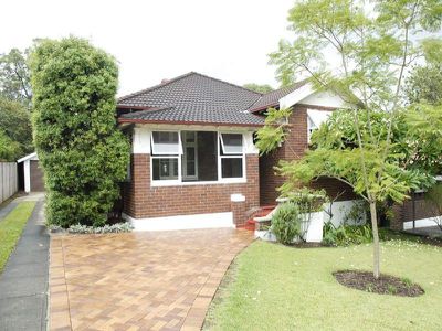 11 Forest Grove, Epping
