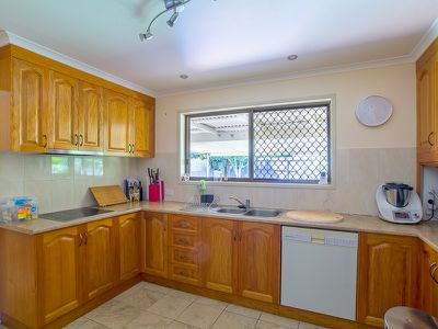 6 CARMEL COURT, Point Vernon