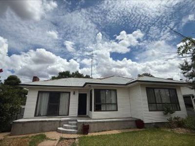 3 Hooley Street, Parkes