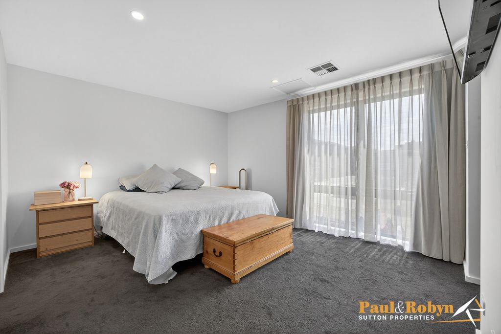 11A Woodberry Avenue, Coombs