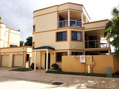 11 / 33 Elizabeth Street, Urangan