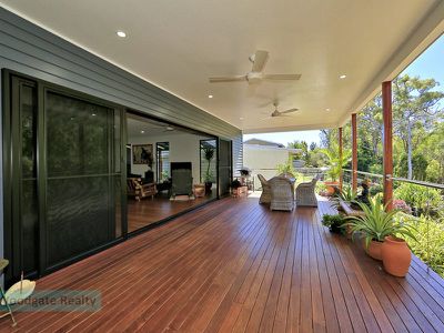 9 Ocean View Dr, Woodgate