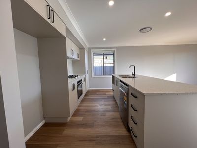 25A Lesmurdie Parade, Dubbo