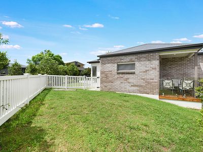 2 / 11 Bellagio Crescent, Coomera