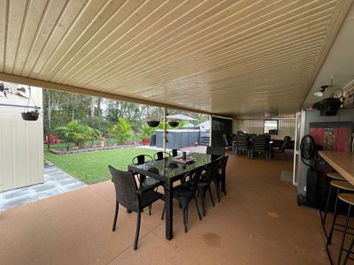 8 Earls Court, Point Vernon