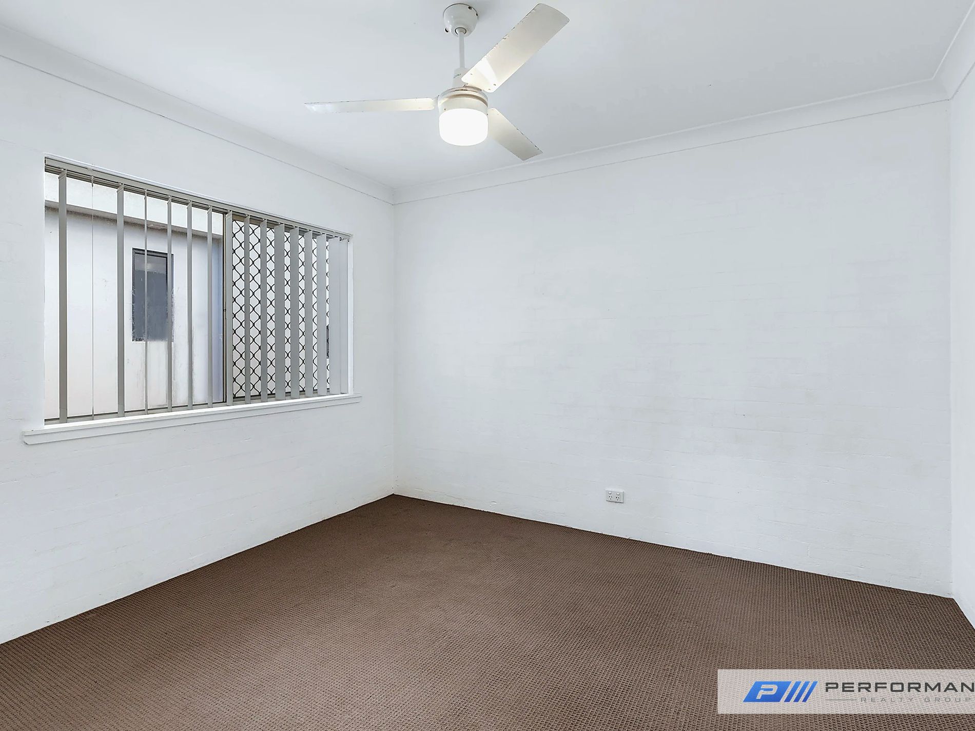 4 / 17 Meyer Street, Southport