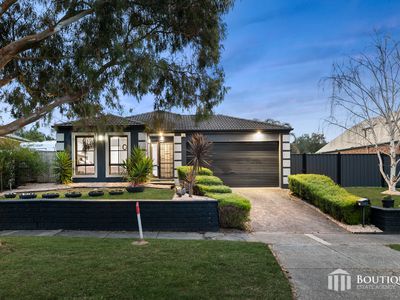 10 Lomandra Court, Narre Warren South